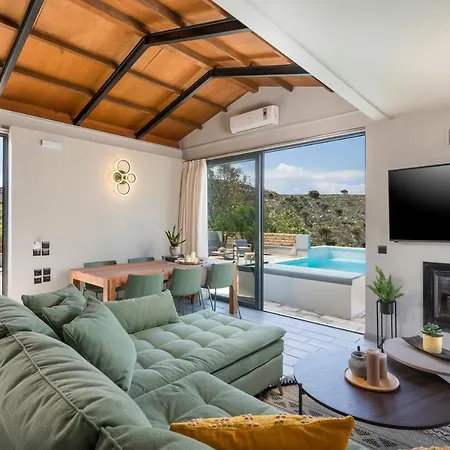 Natura Hill Iv Sea View Villa